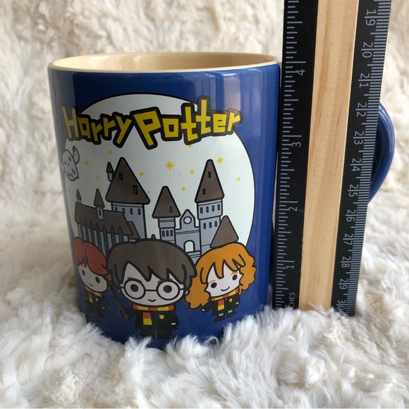 Harry Potter Chibi Trio Scene Ceramic Mug. - Picture 9 of 10